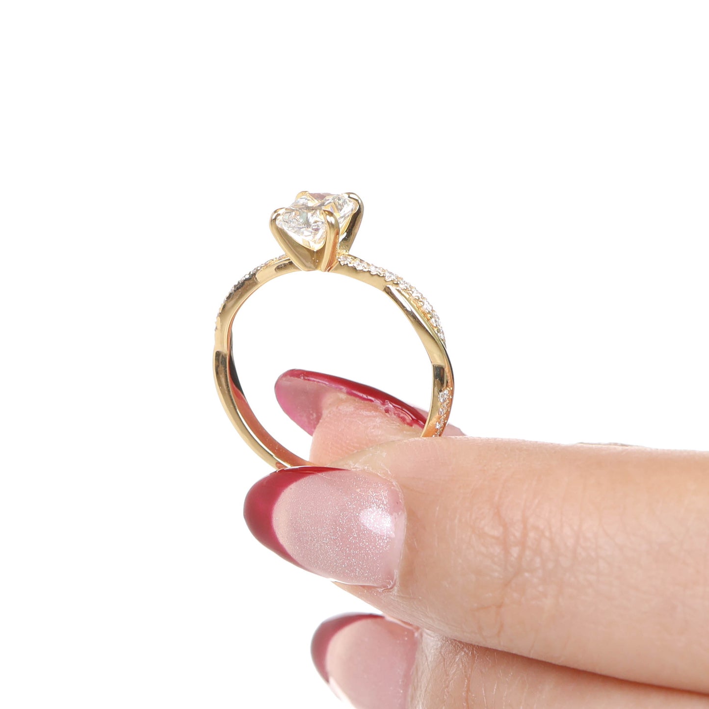 Wyvern Elongated Cushion 1-carat Yellow Gold