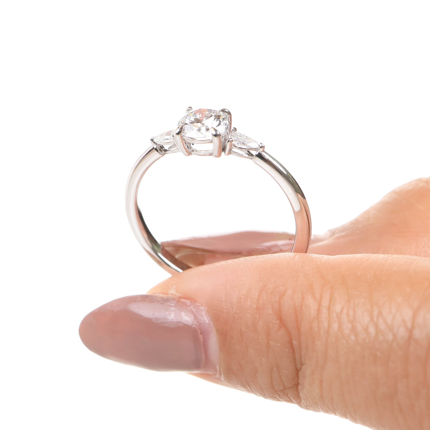 Delicate Cressilia 0.50-carat White Gold