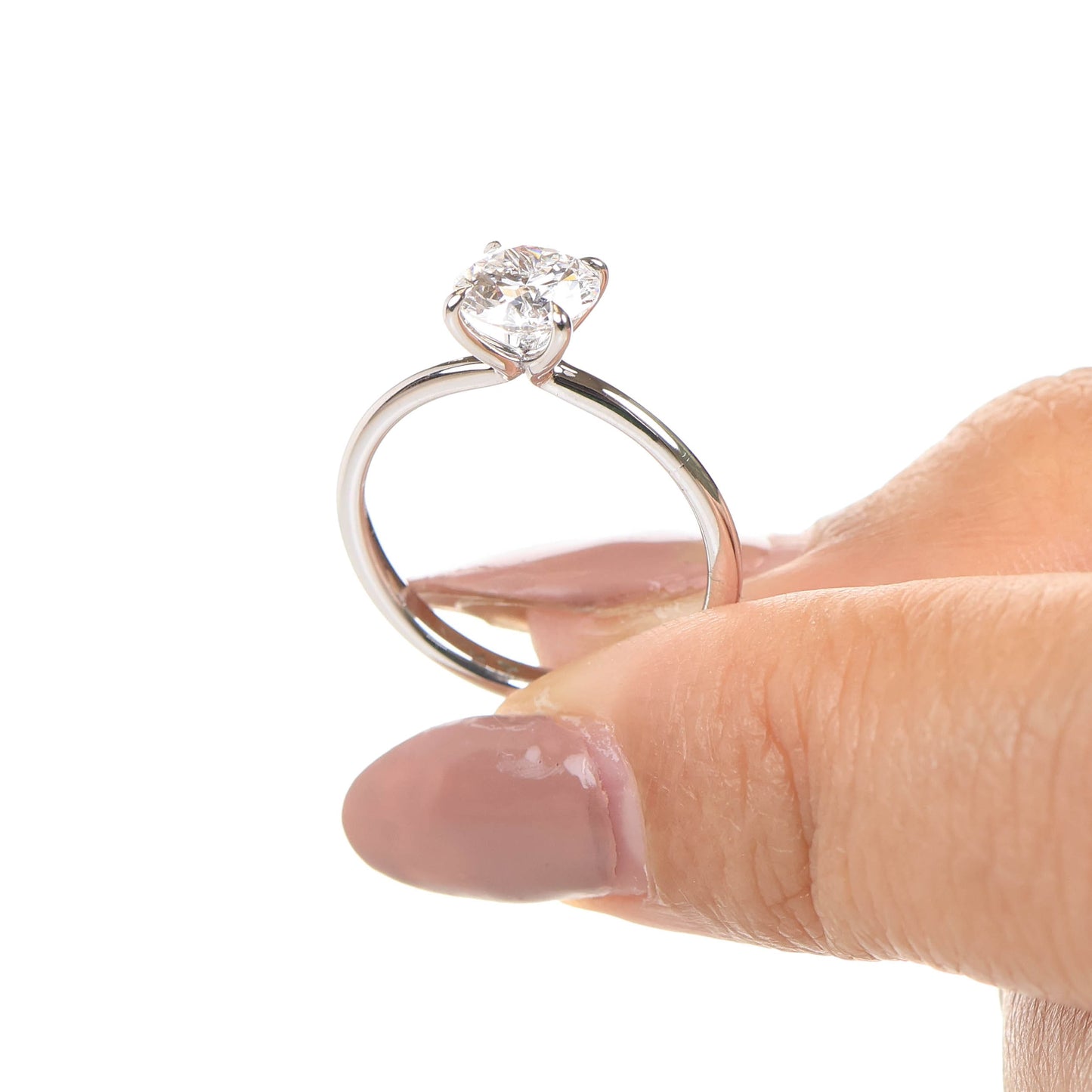 Delicate Iago 1-carat White Gold