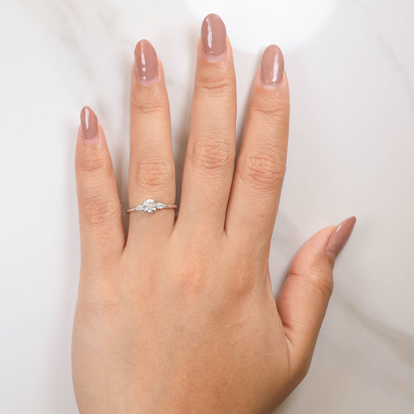 Delicate Cressilia 0.50-carat White Gold