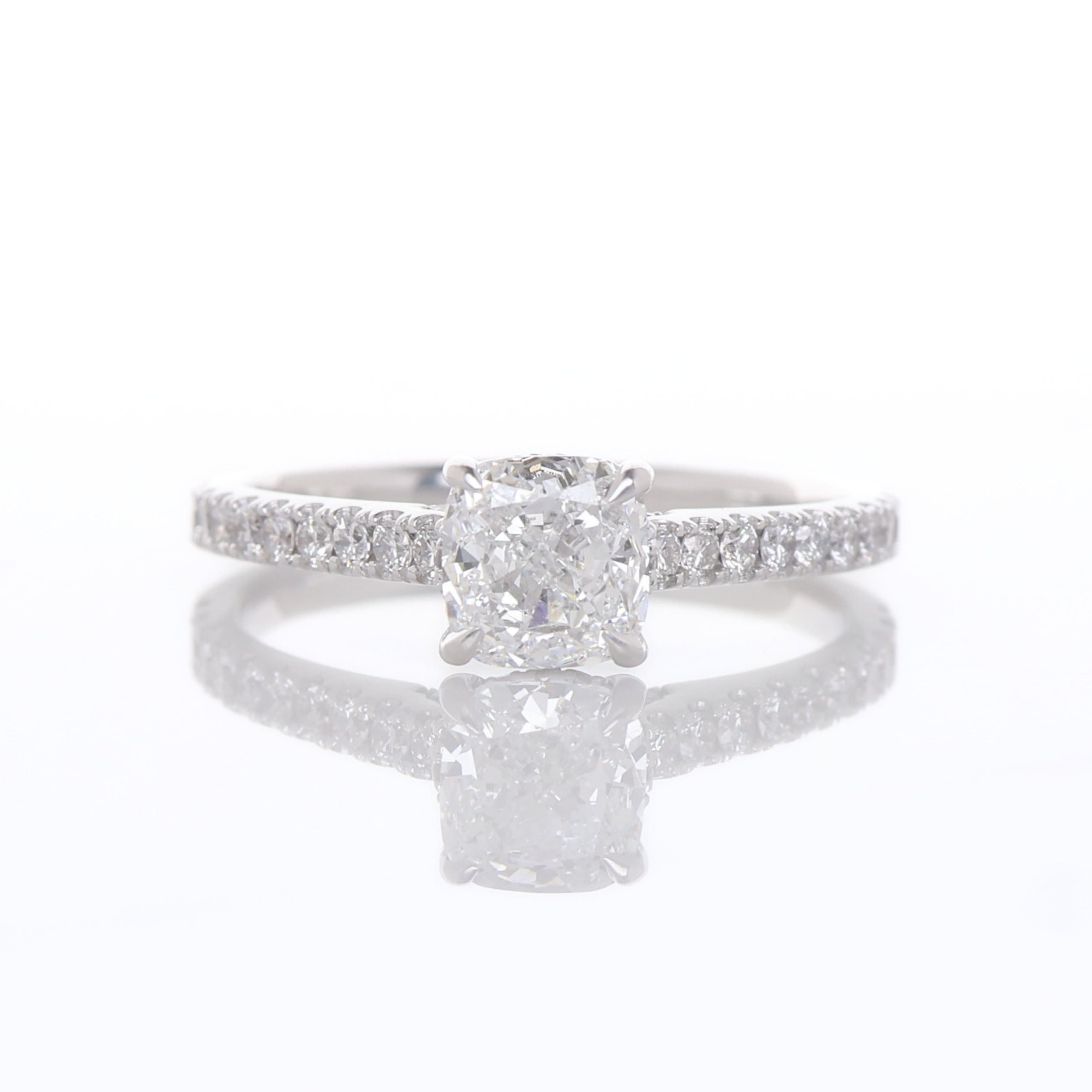 Linnaeus Square Cushion 1-carat White Gold