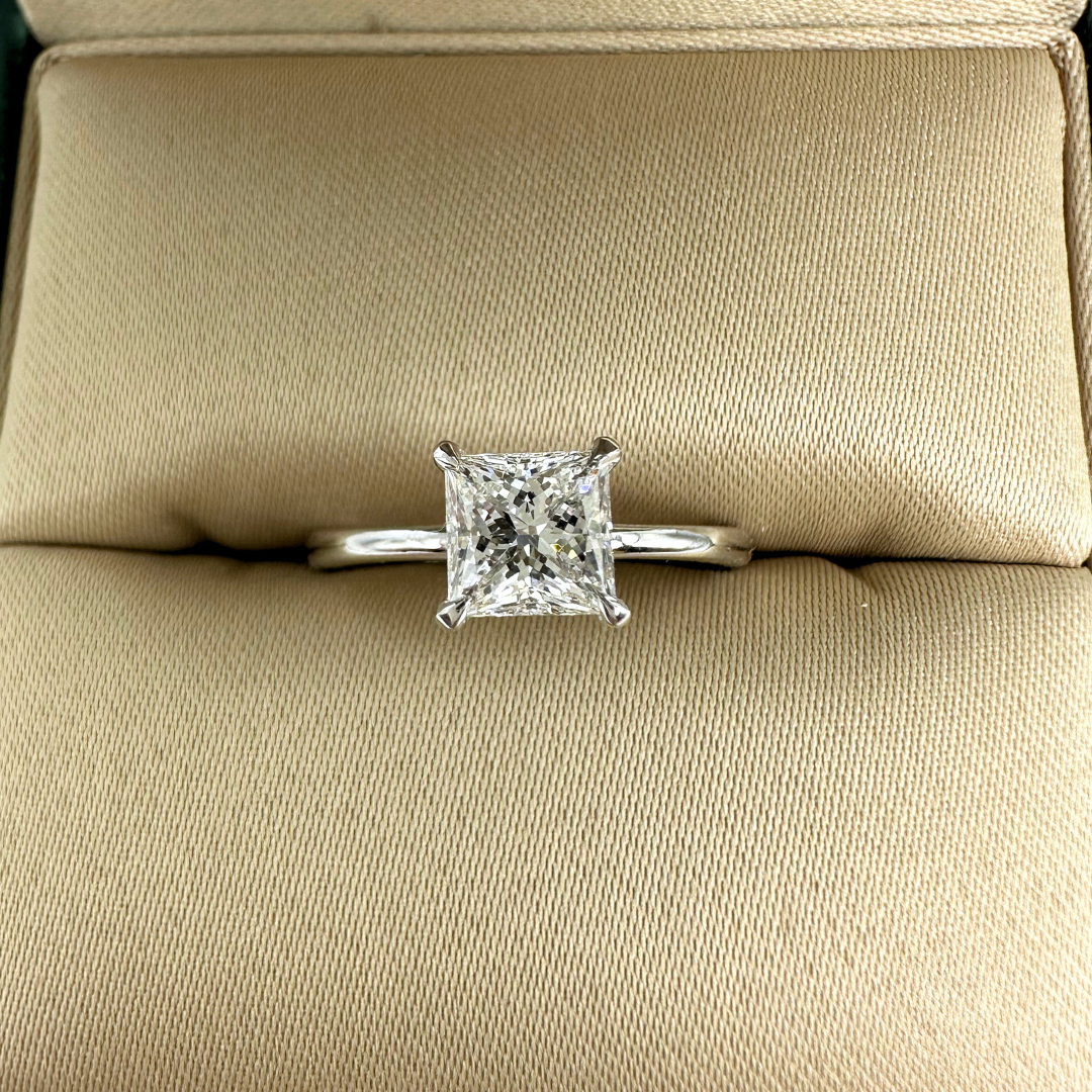 Iago Princess 1-carat White Gold