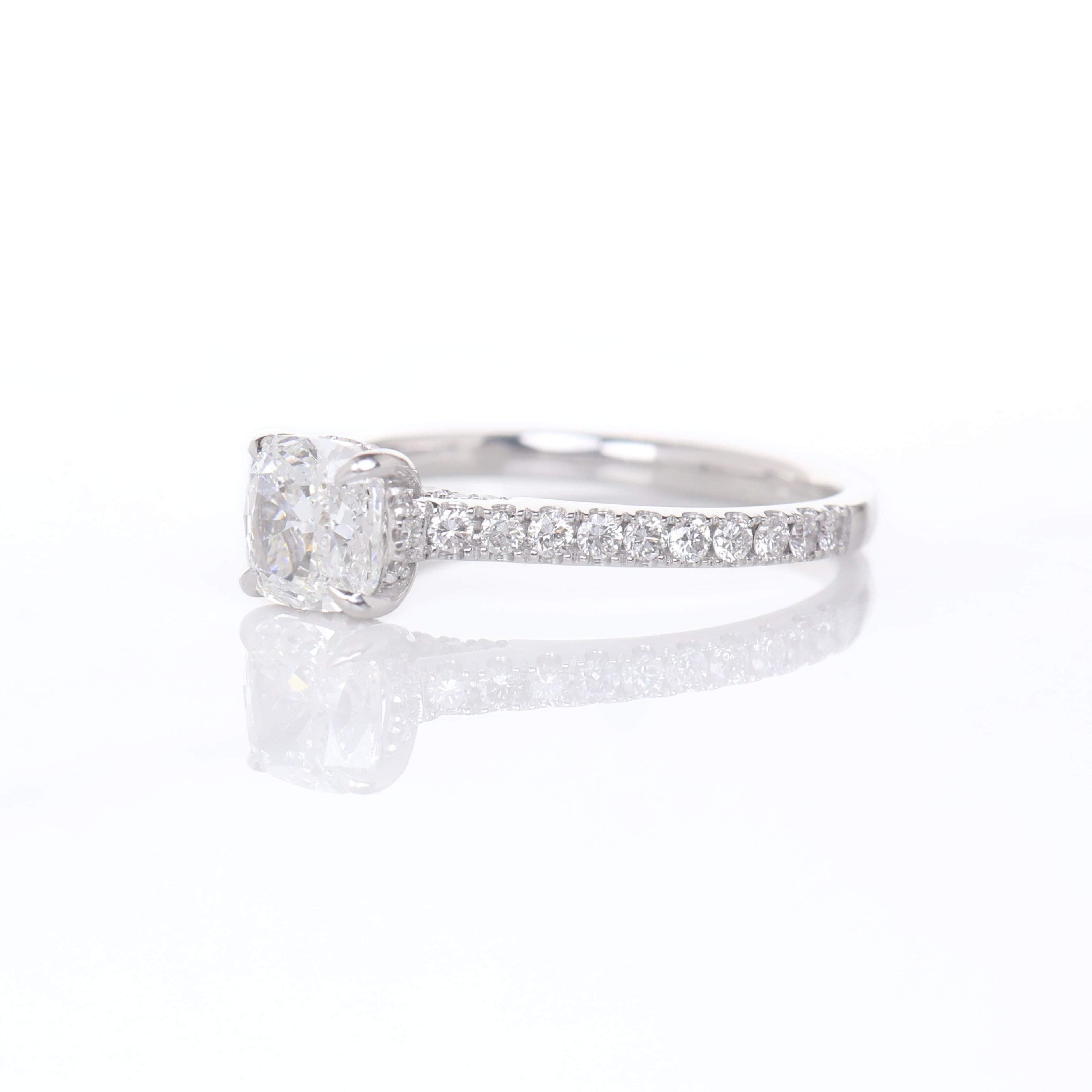 Linnaeus Square Cushion 1-carat White Gold