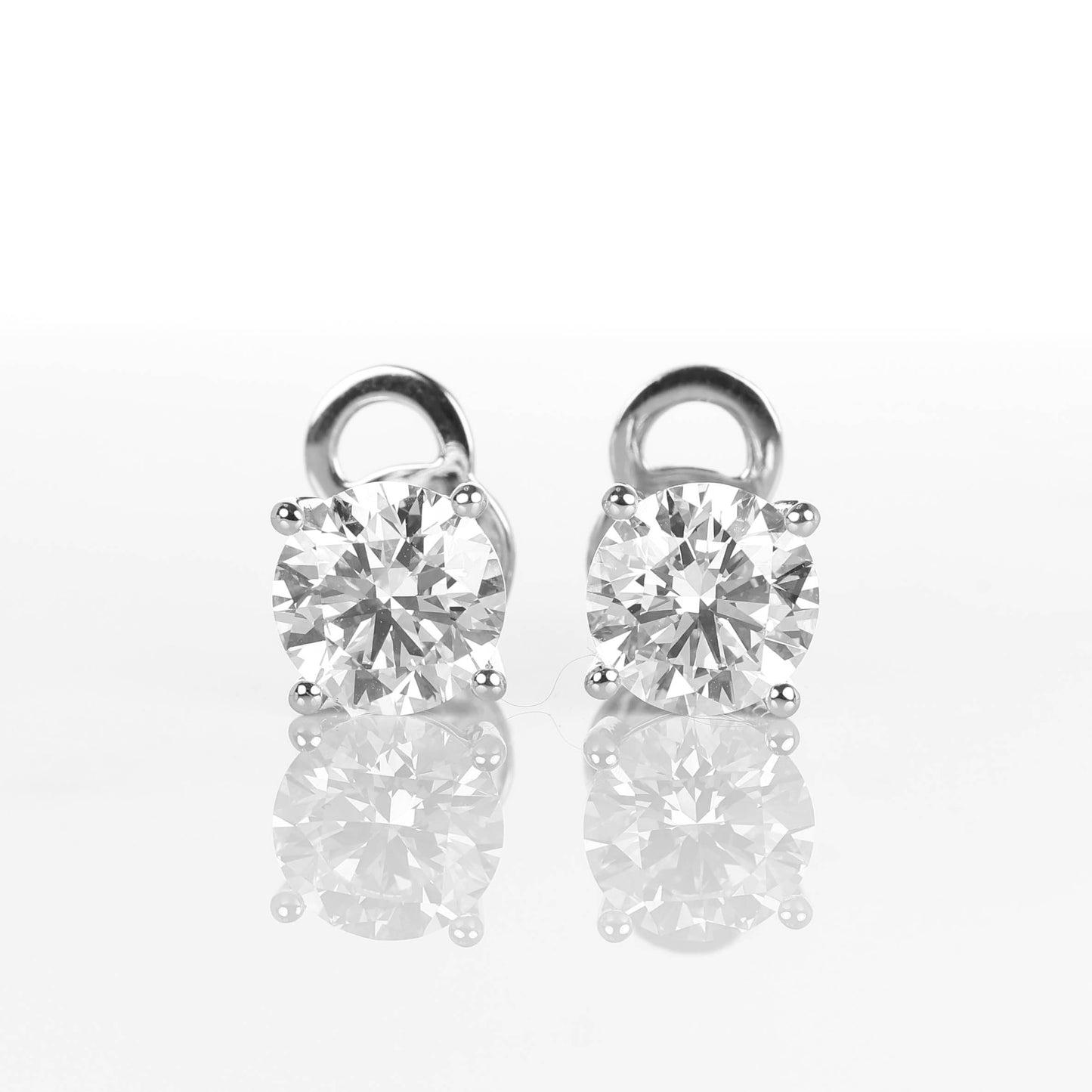 Stud Earrings 3-carat