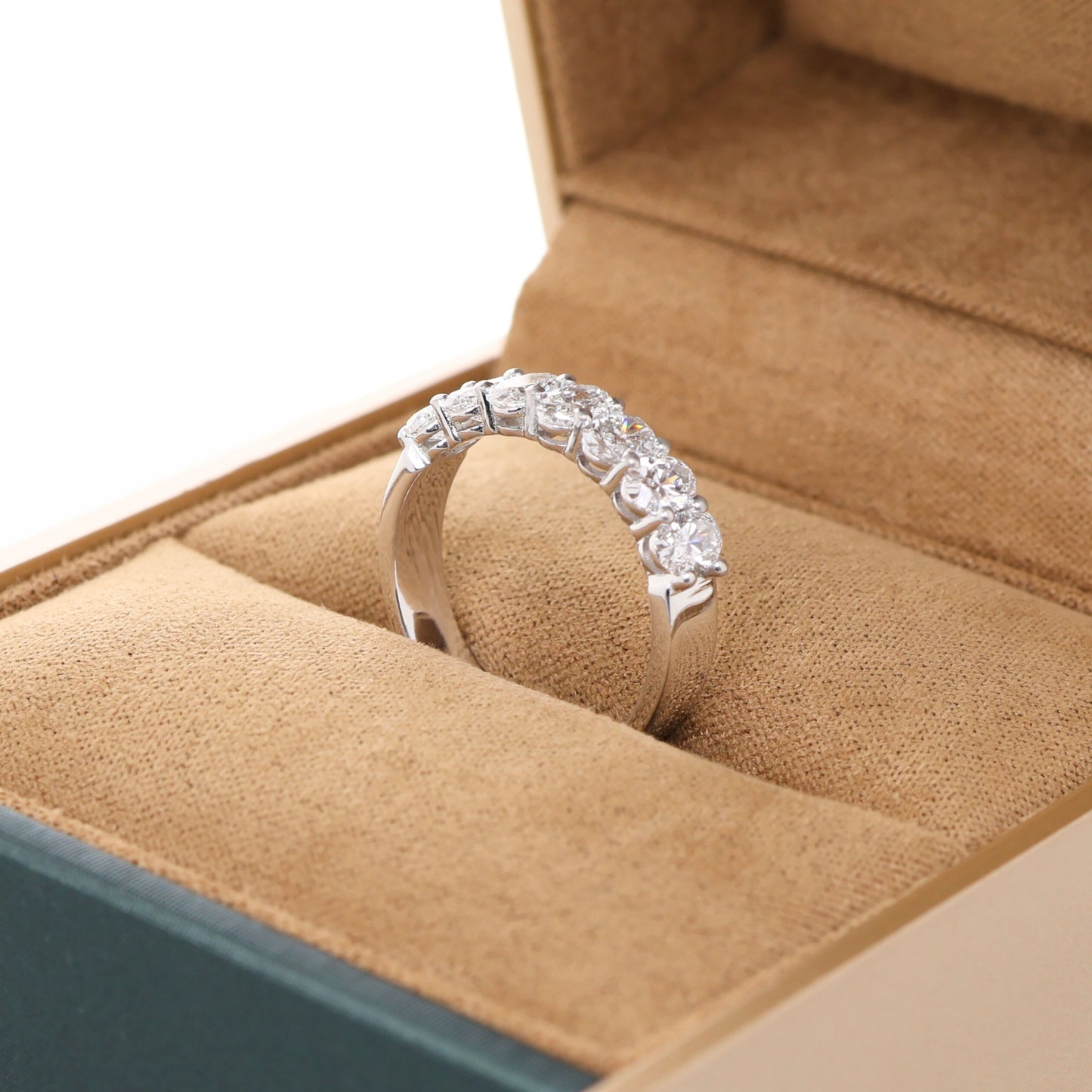 Oval 0.20ct Half-Eternity