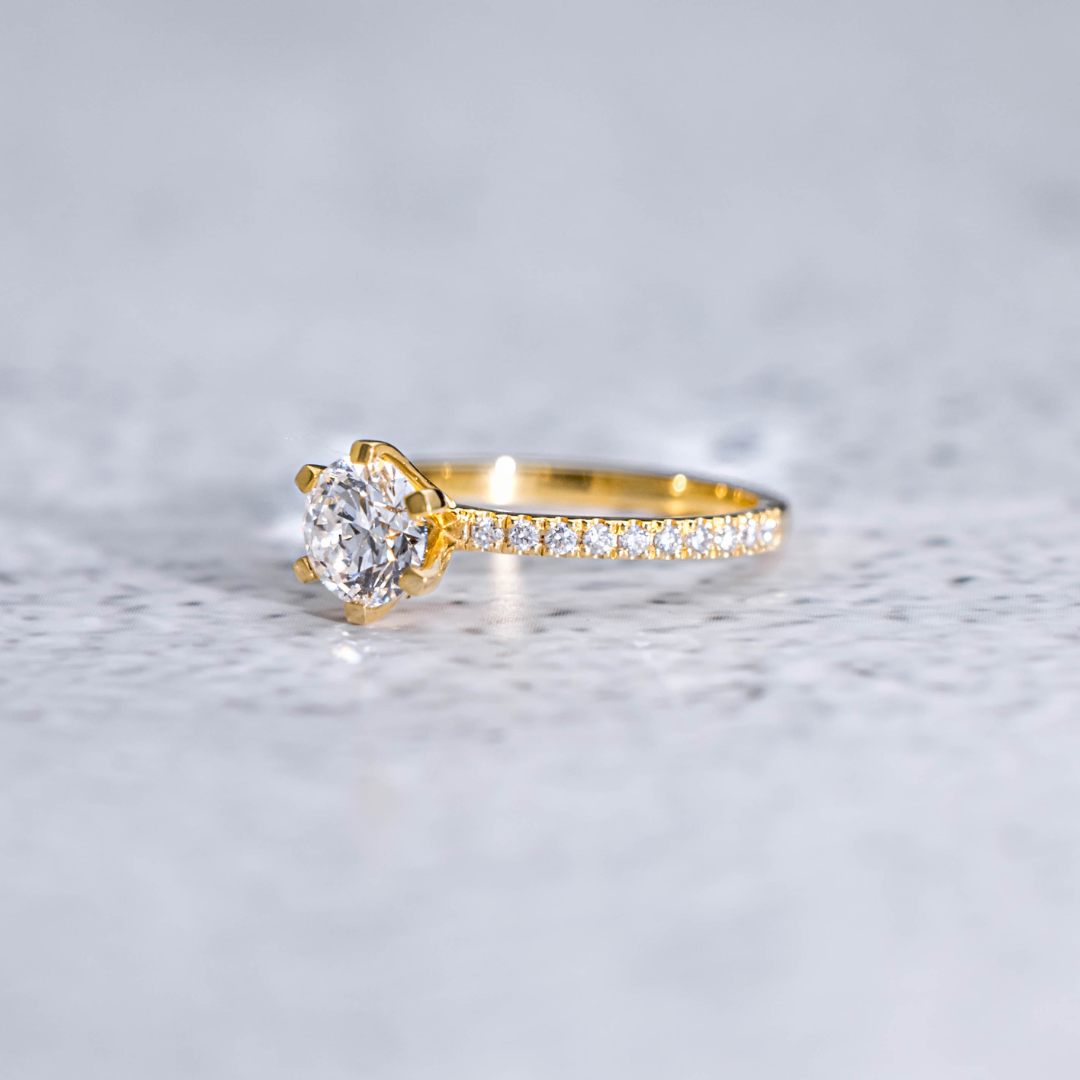 Blythe 1-carat Yellow Gold