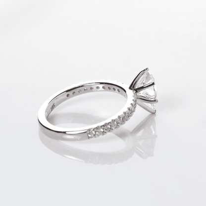 Blythe Pear 1-carat White Gold