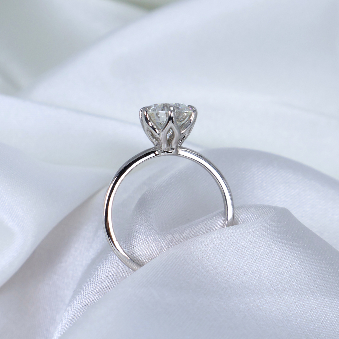 Hedwig 1.50-carat White Gold