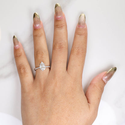 Wyvern Pear 1.5-carat White Gold