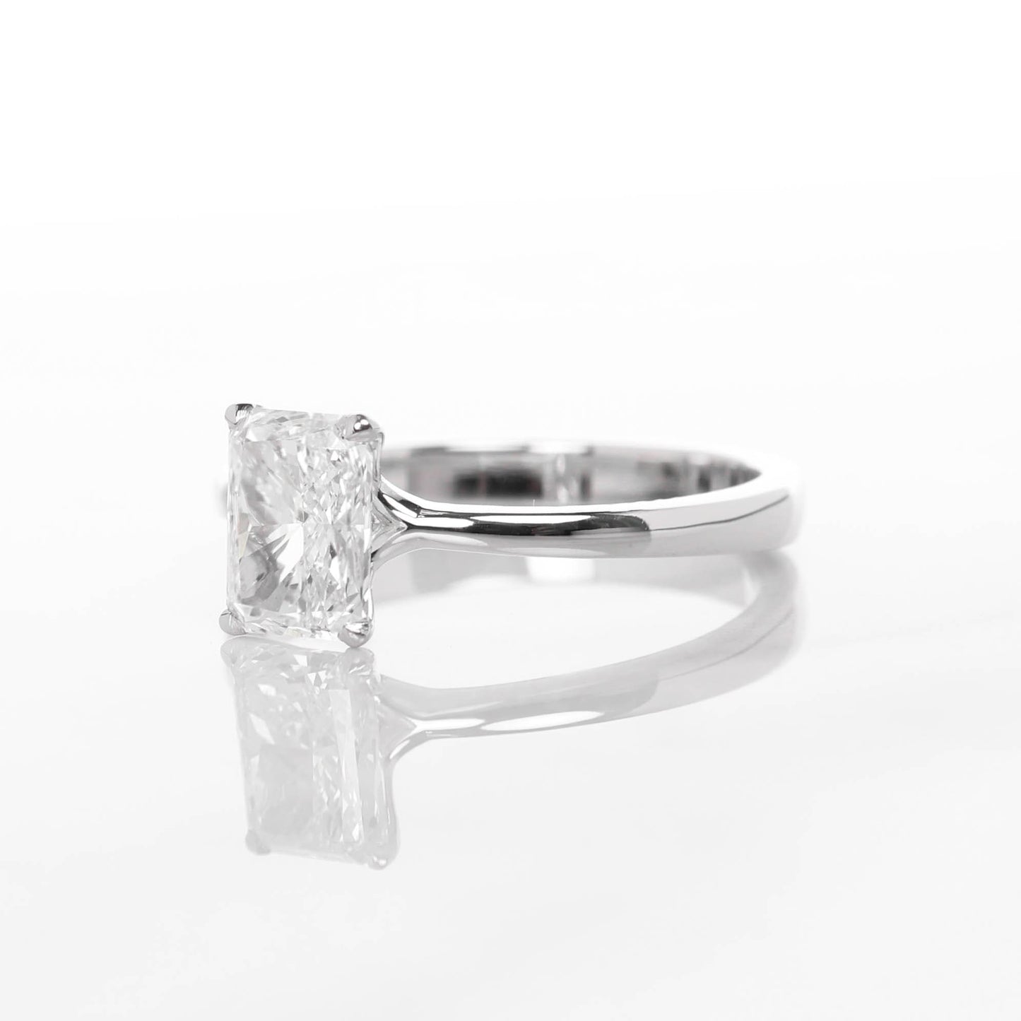 Iago Radiant 1-carat White Gold