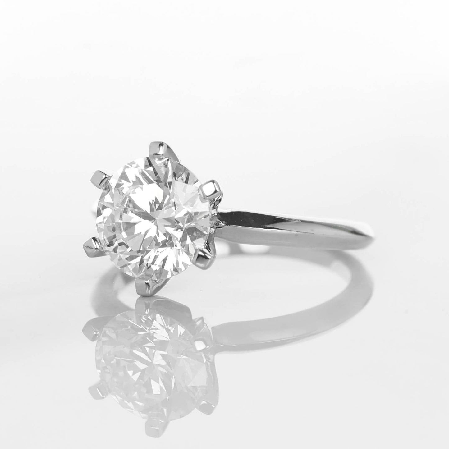 Nigel 2-carat White Gold