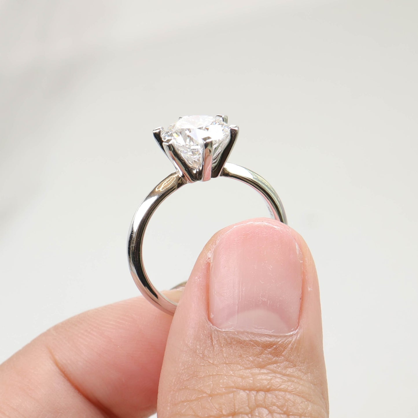 Nigel 2-carat White Gold