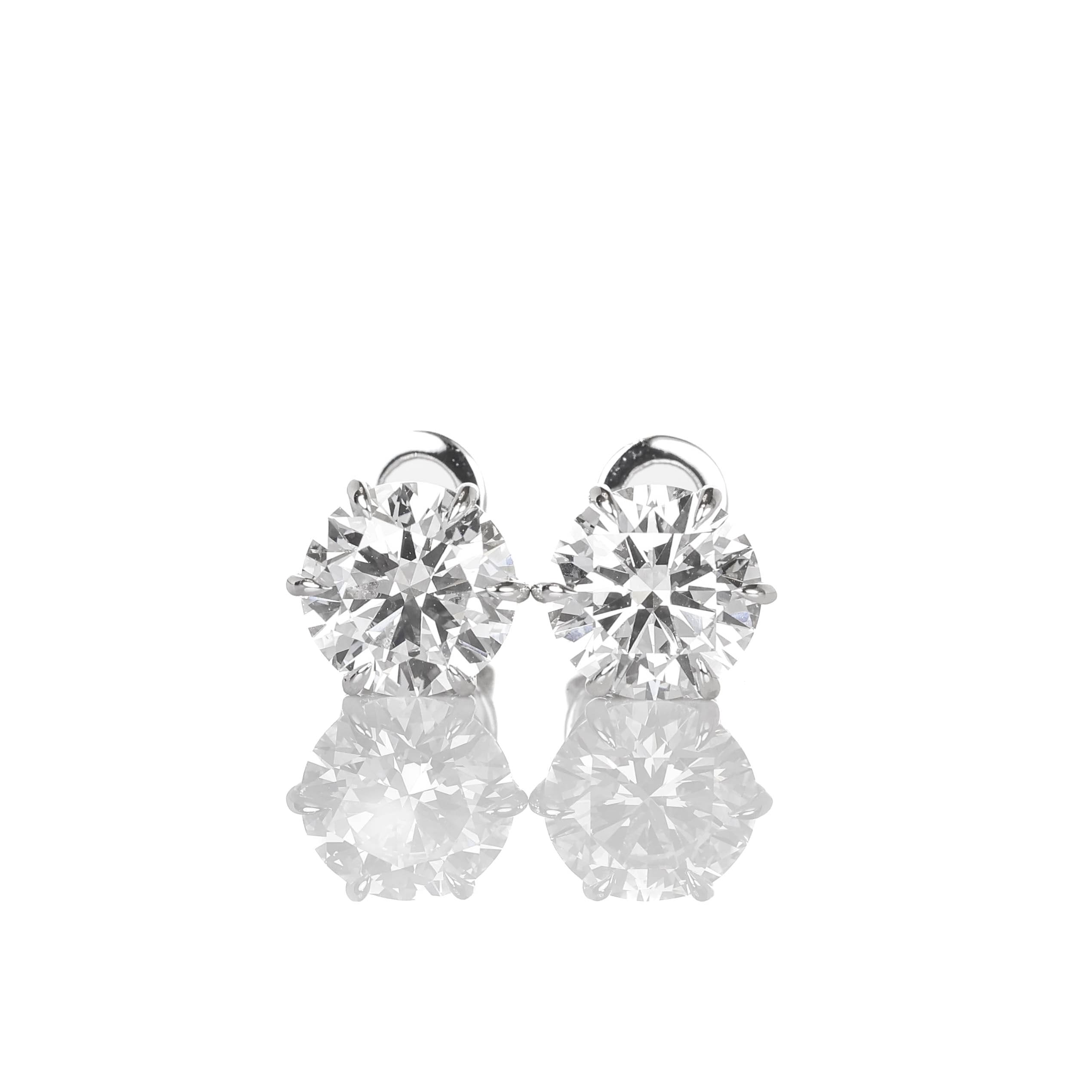Stud Earrings 2-carat 6-Prongs