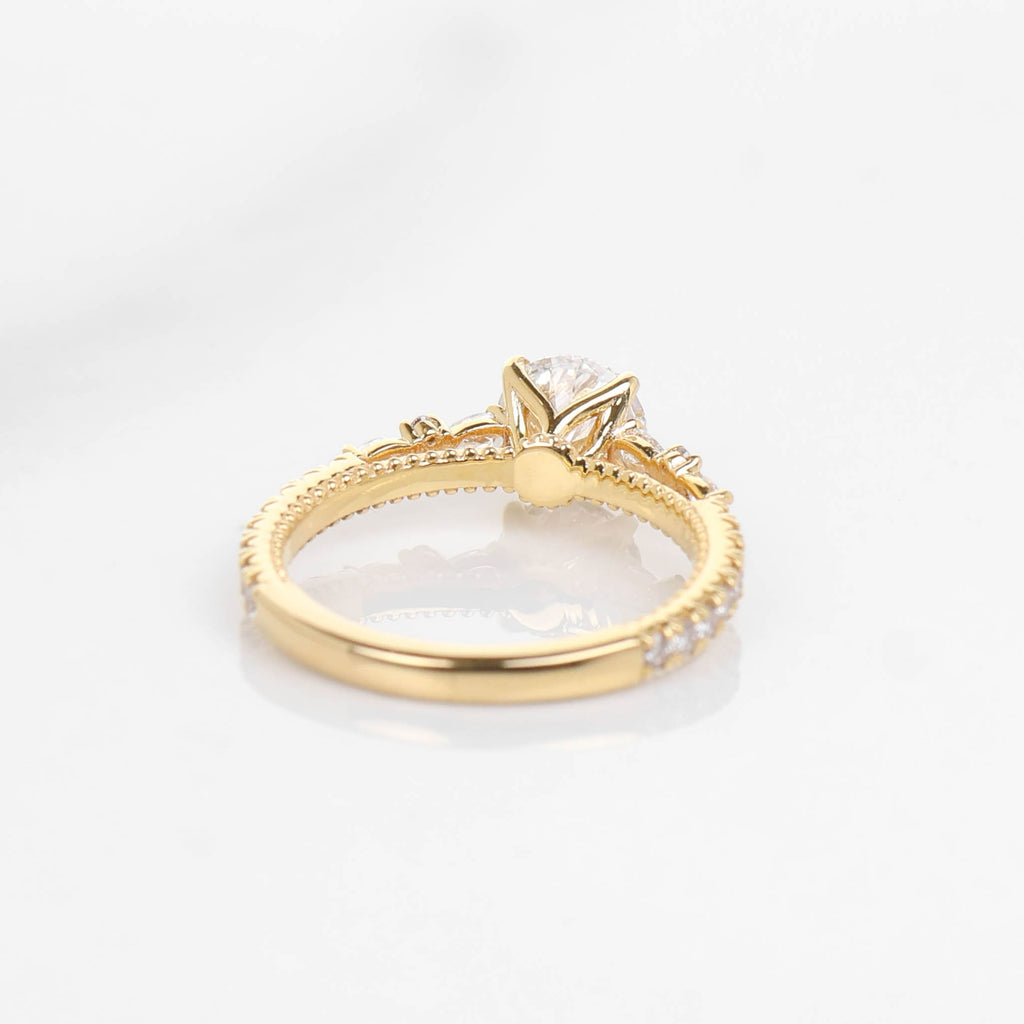 Munia 1-carat Yellow Gold