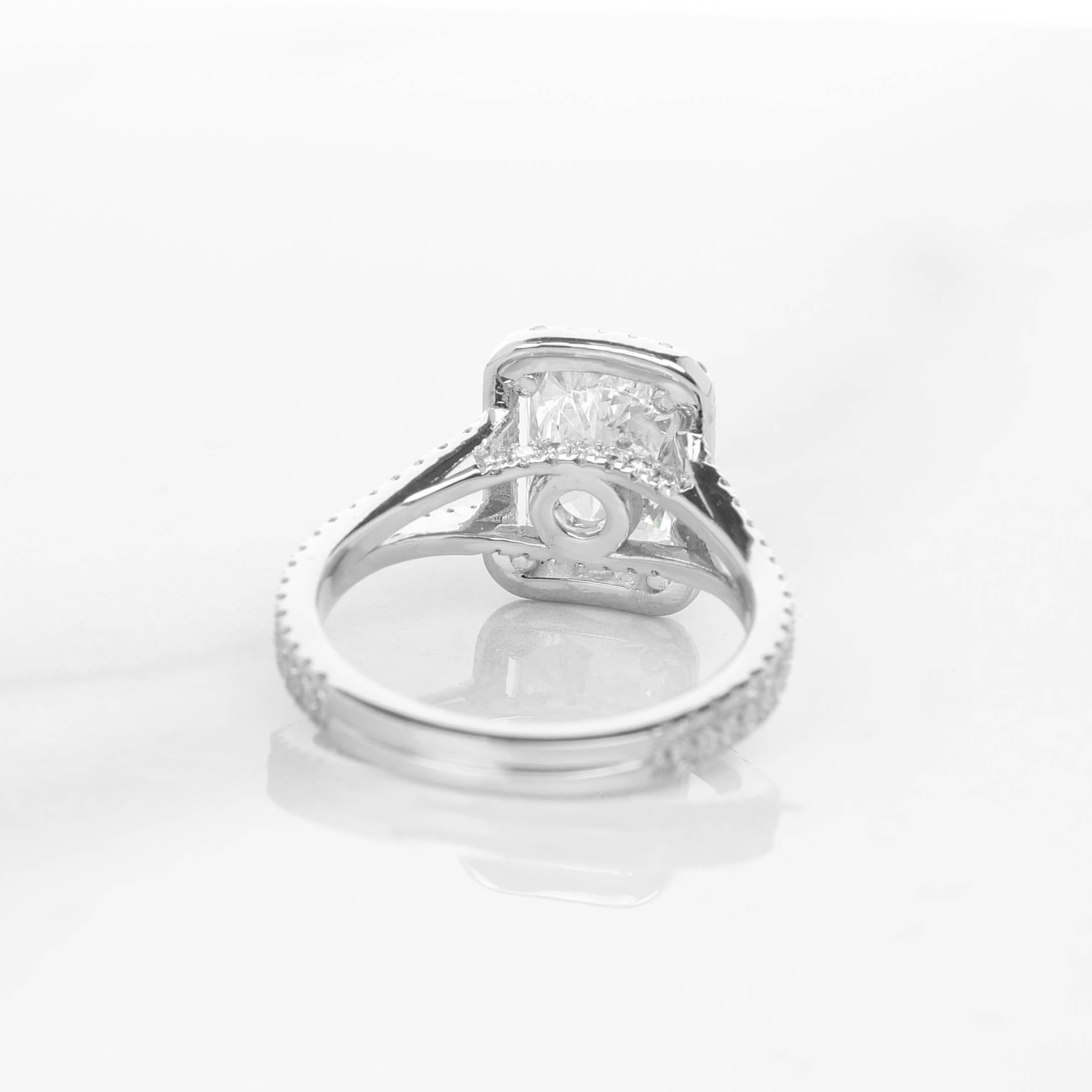 Haribon 2-carat Radiant White Gold