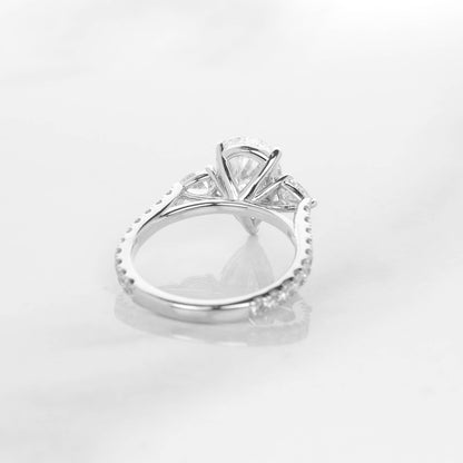 Canary Pear 2-carat White Gold