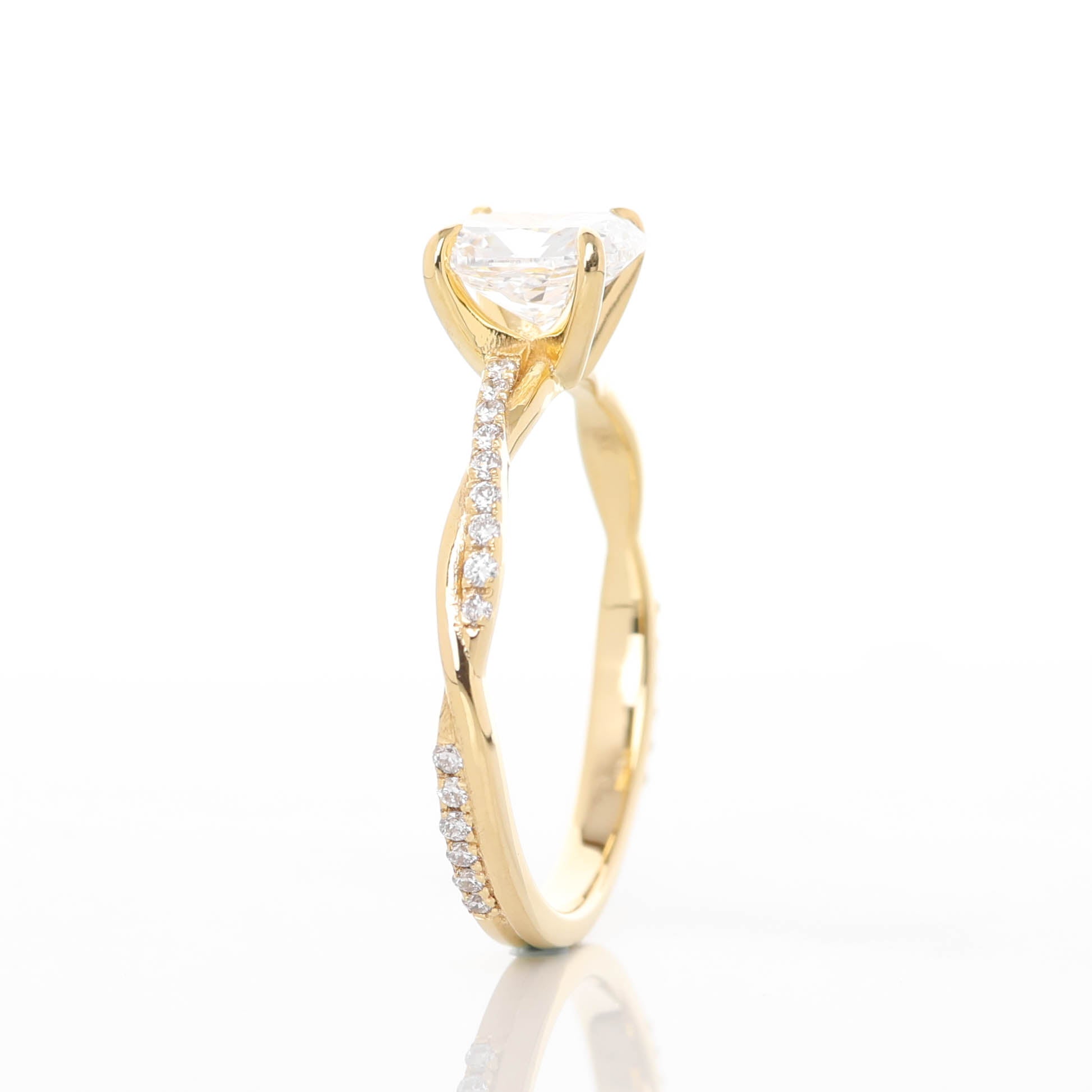 Wyvern Elongated Cushion 1-carat Yellow Gold
