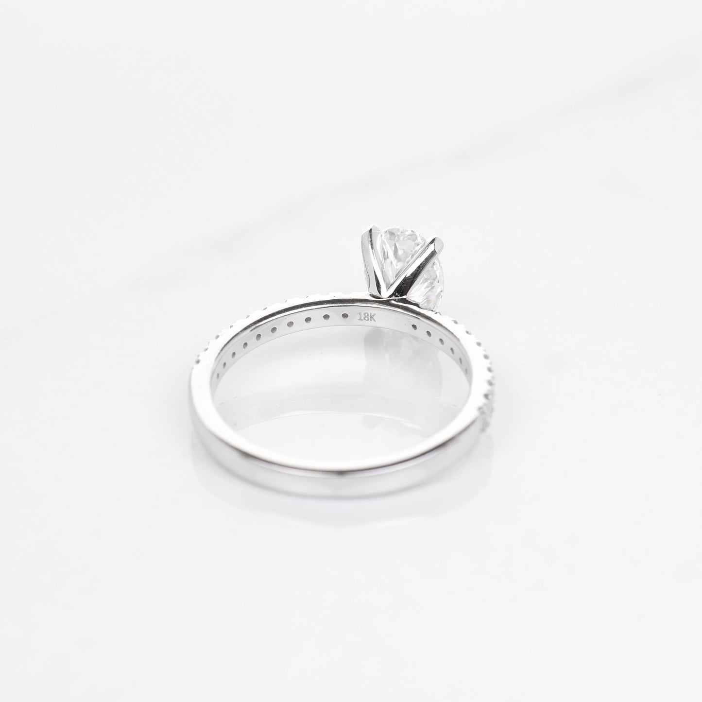 Blythe Oval 1-carat White Gold