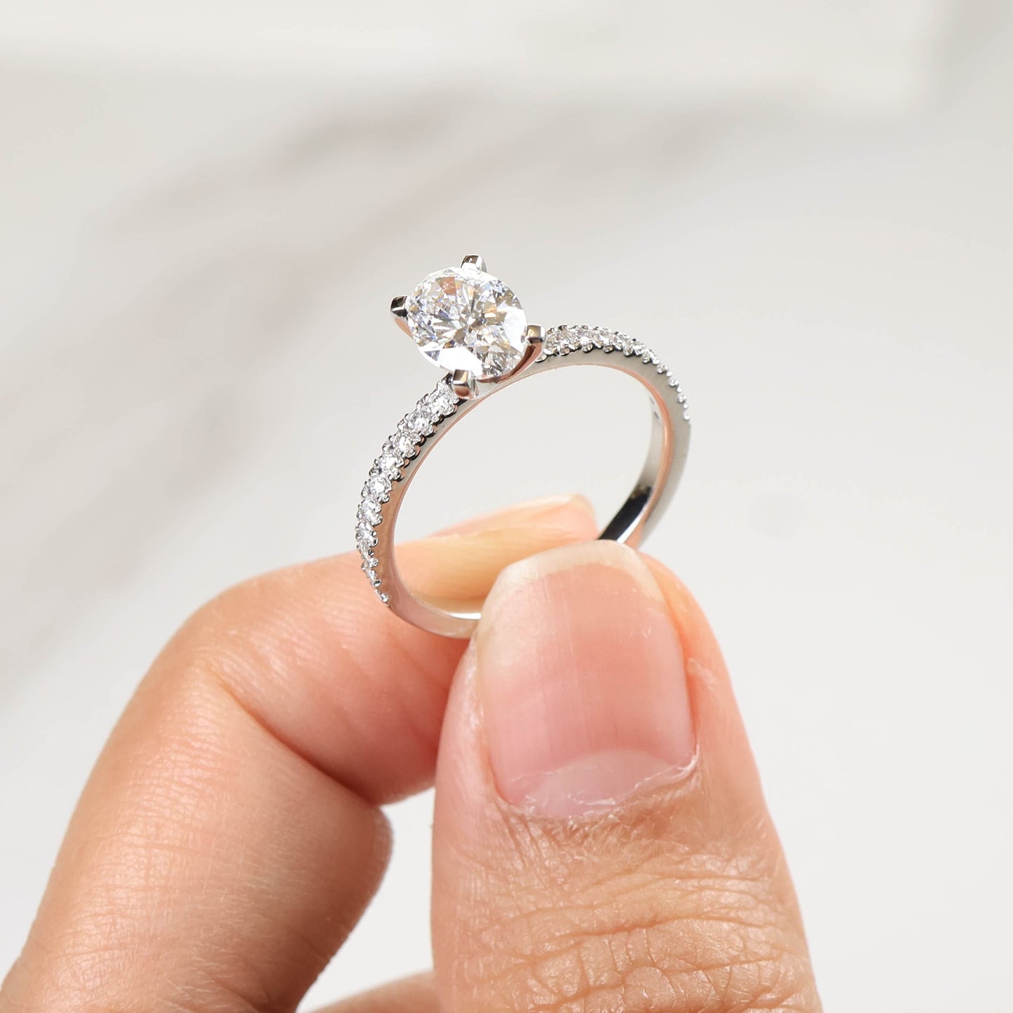 Blythe Oval 1-carat White Gold
