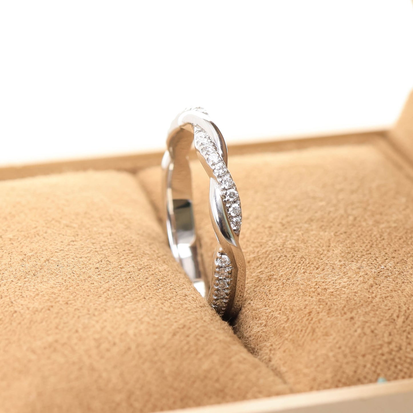 Wyvern Wedding Ring