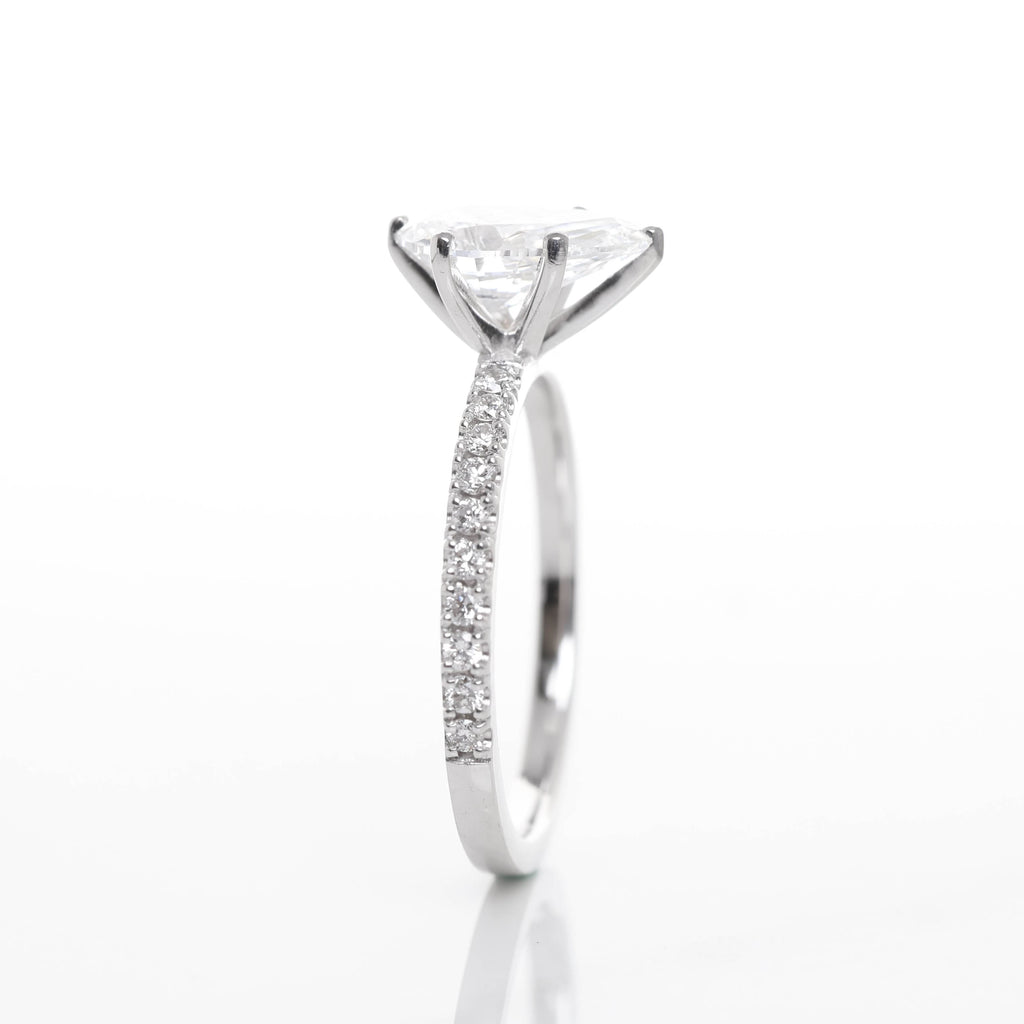 Delicate Blythe Pear 1-carat White Gold