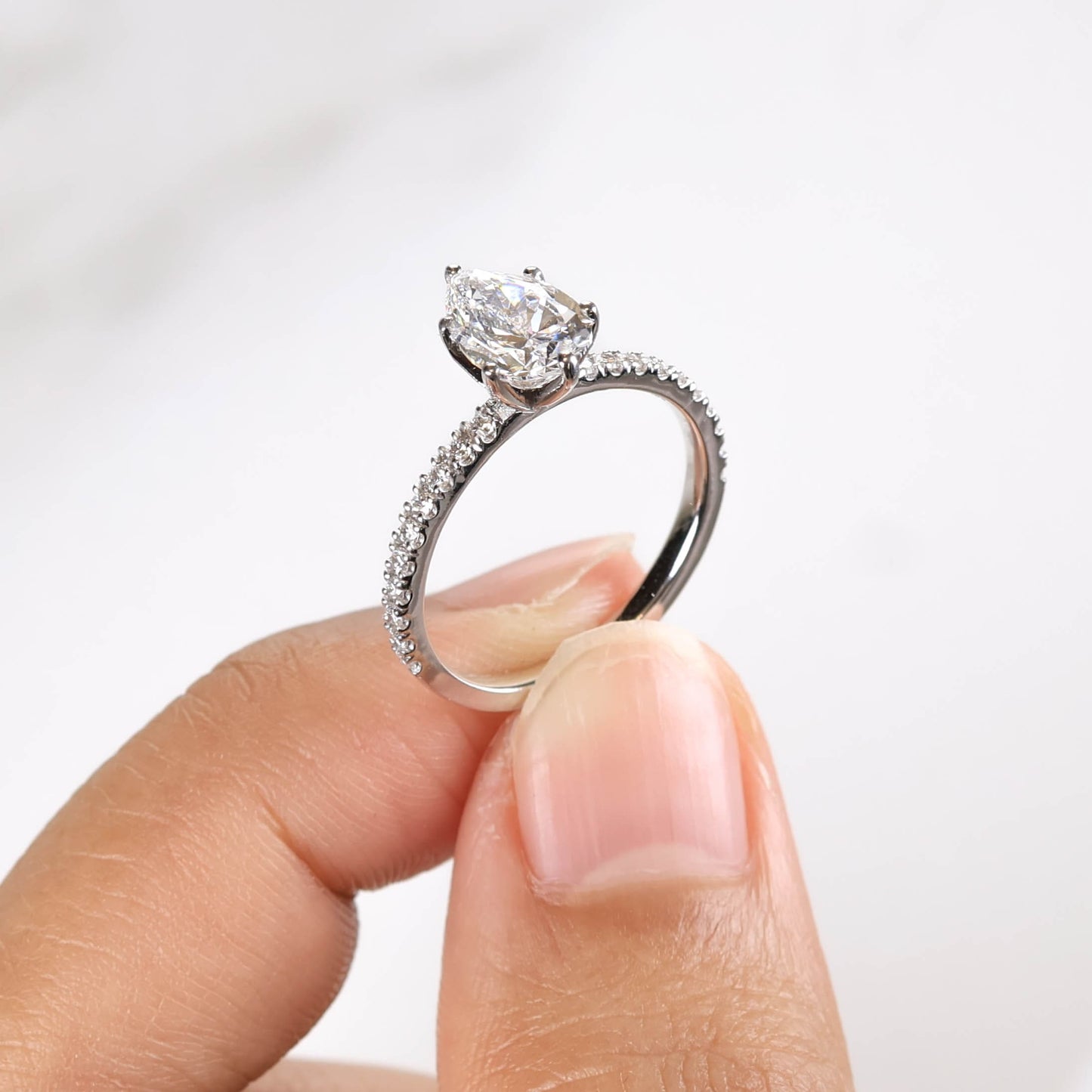 Delicate Blythe Pear 1-carat White Gold