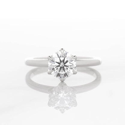Delicate Hedwig 1-carat White Gold