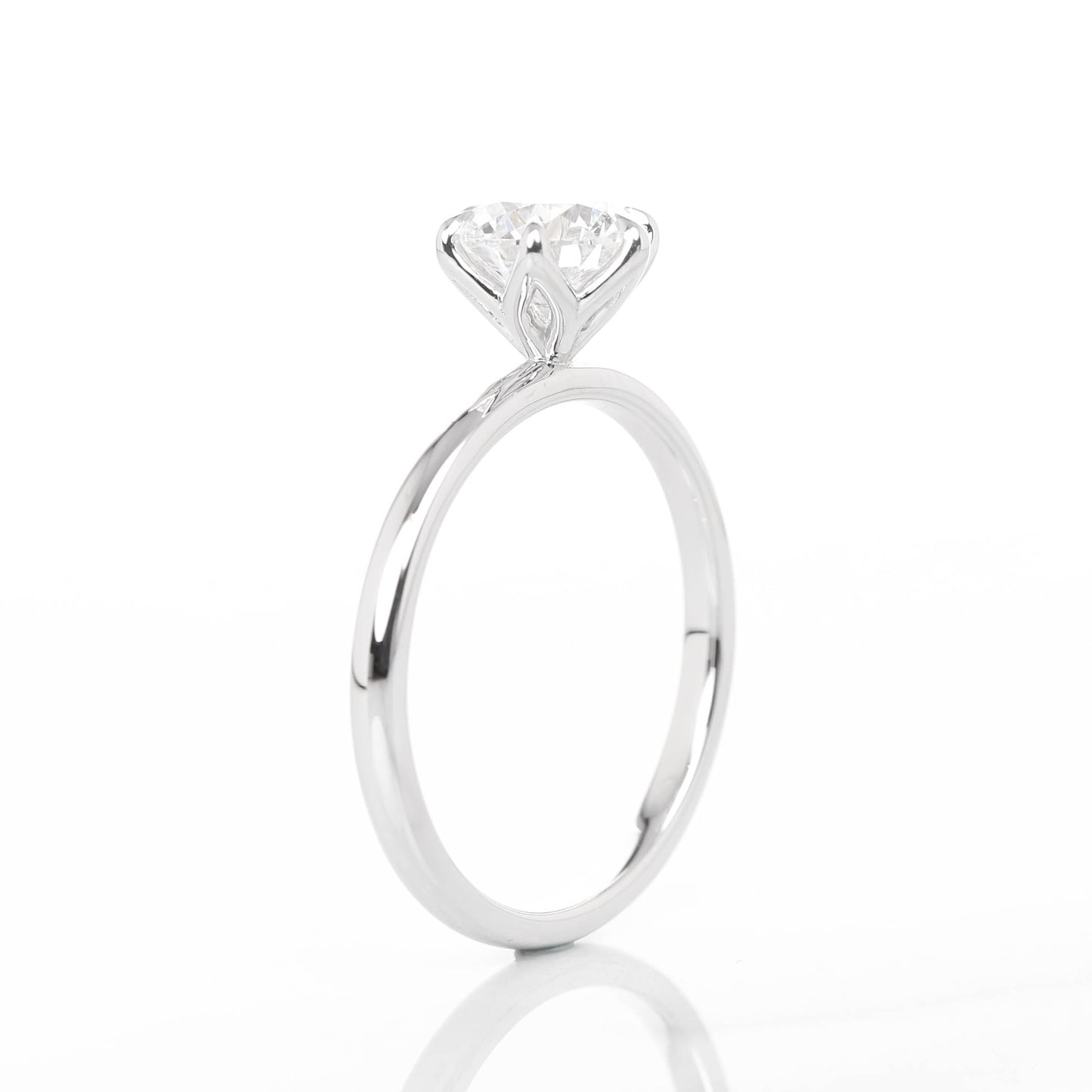 Delicate Hedwig 1-carat White Gold