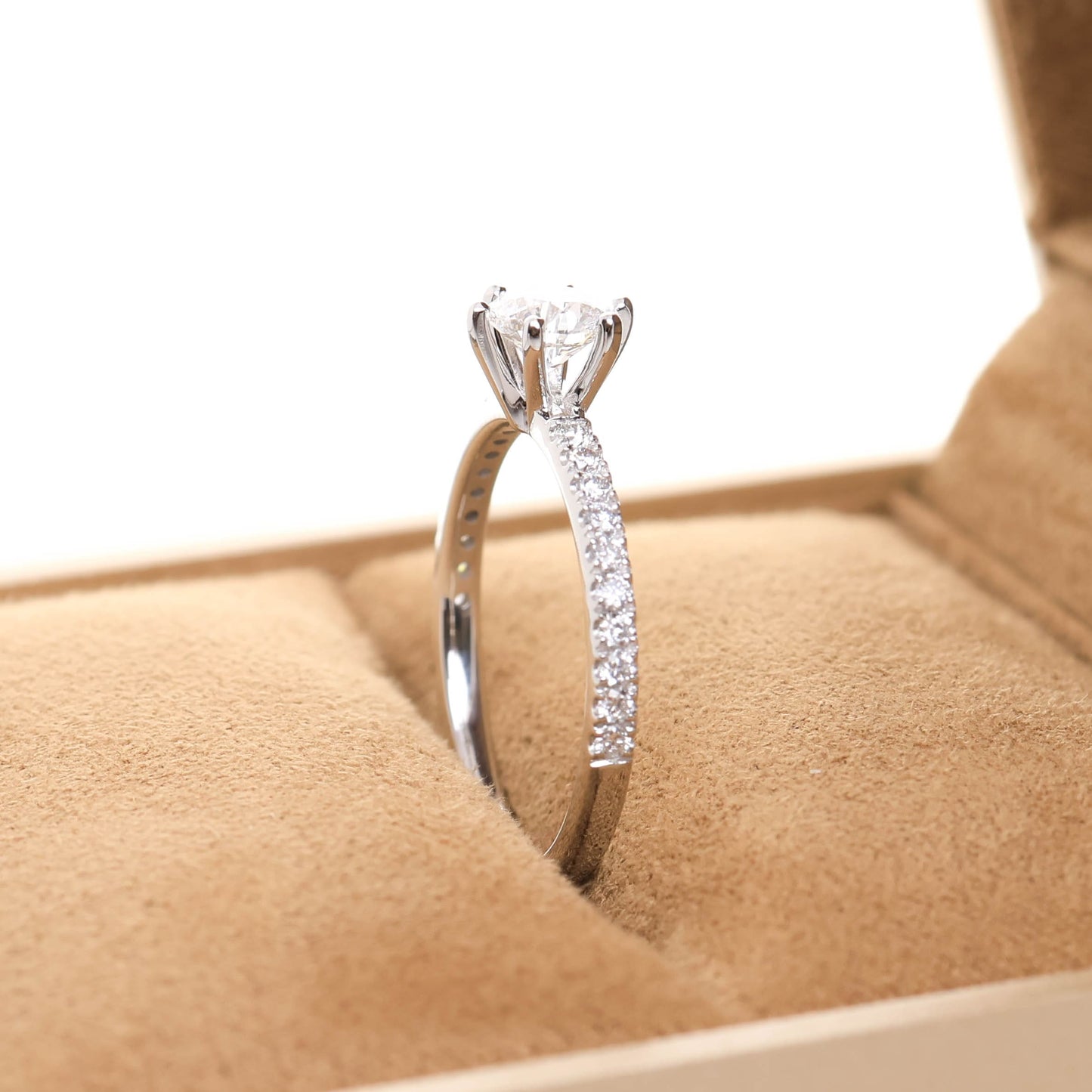 Delicate Blythe 0.50-carat White Gold