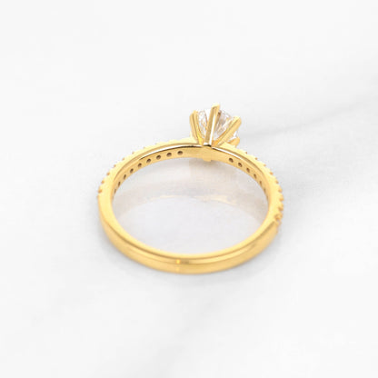 Delicate Blythe 0.50-carat Yellow Gold