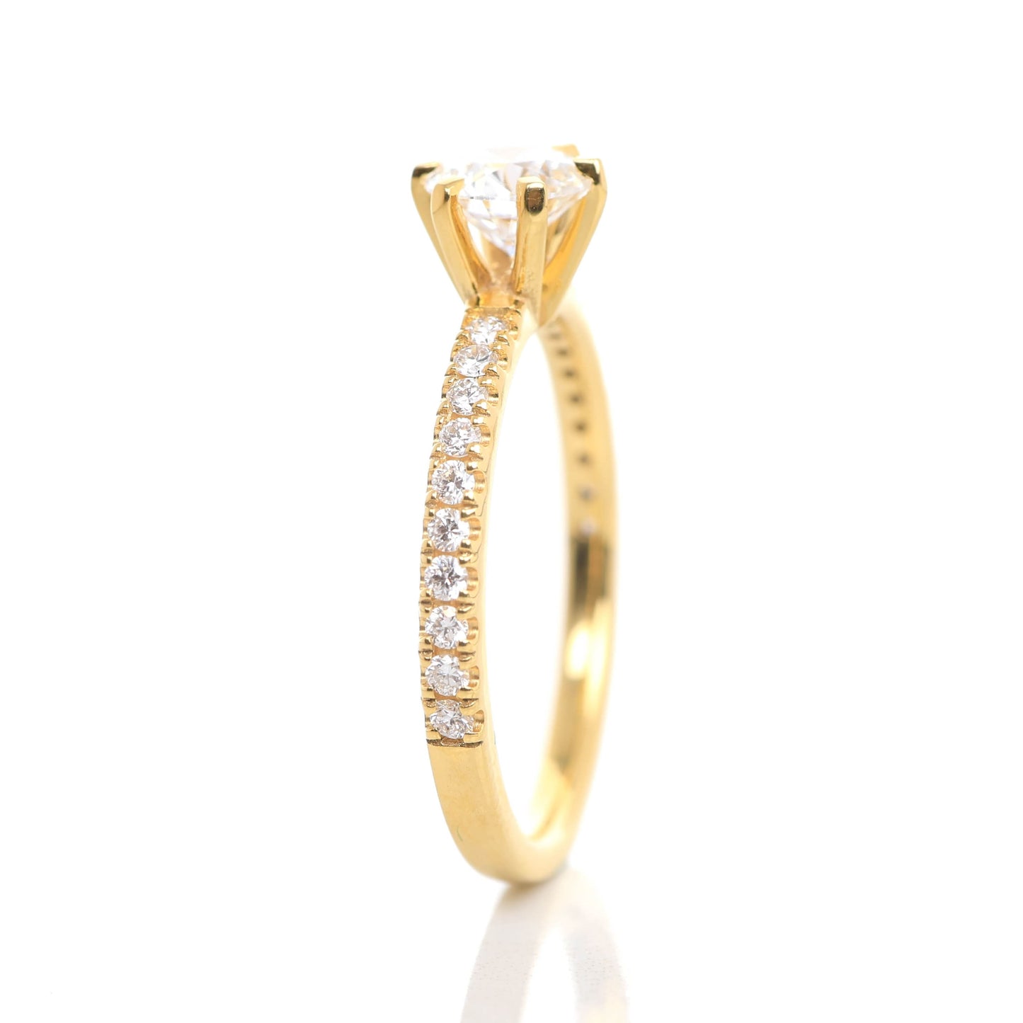 Delicate Blythe 0.50-carat Yellow Gold