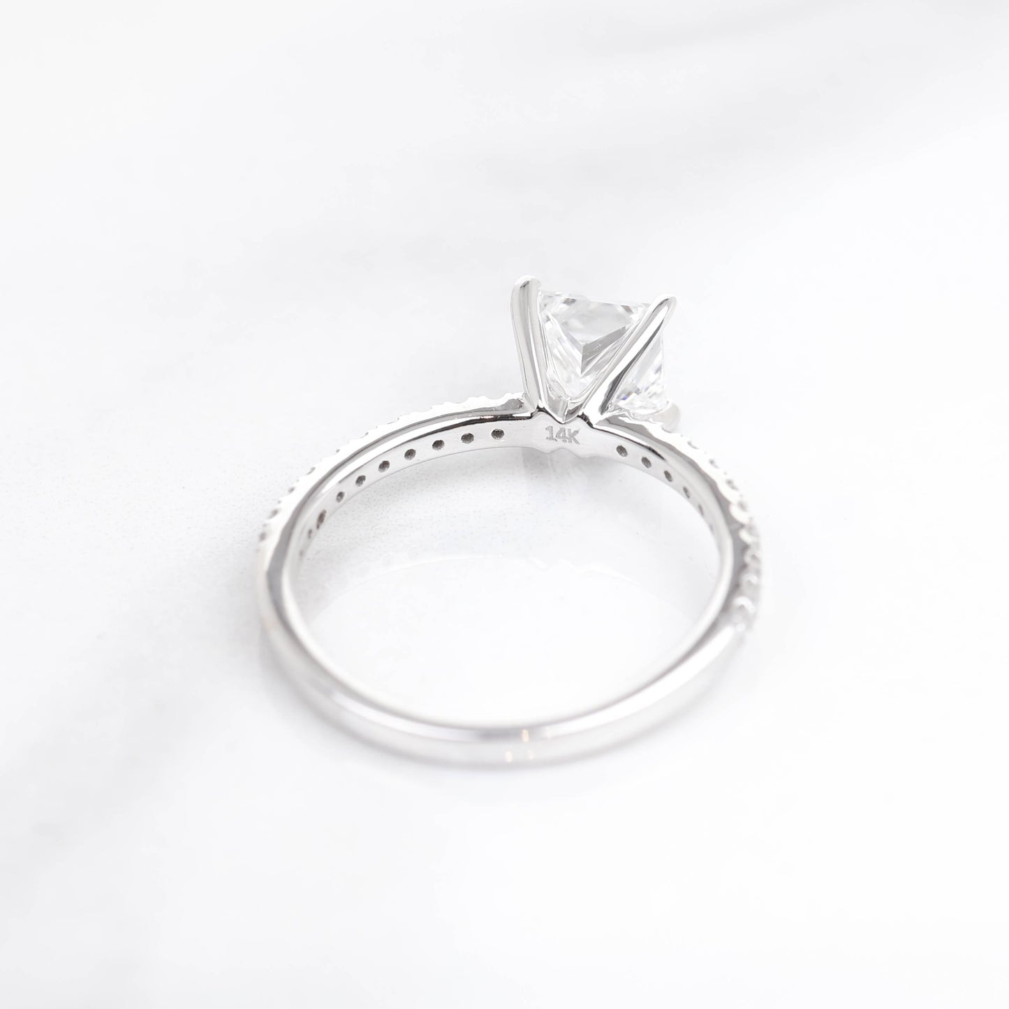 Delicate Blythe Princess 1-carat White Gold