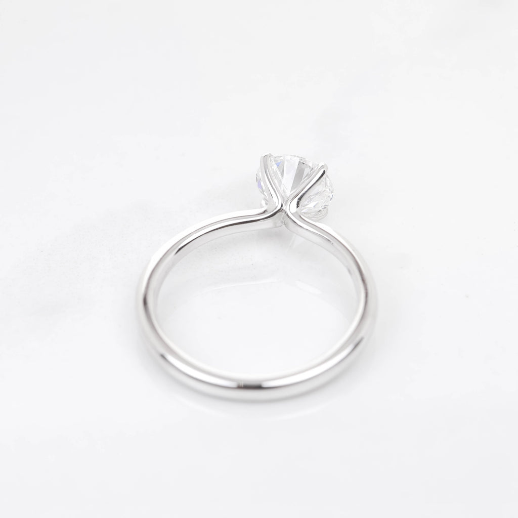 Iago 1-carat White Gold