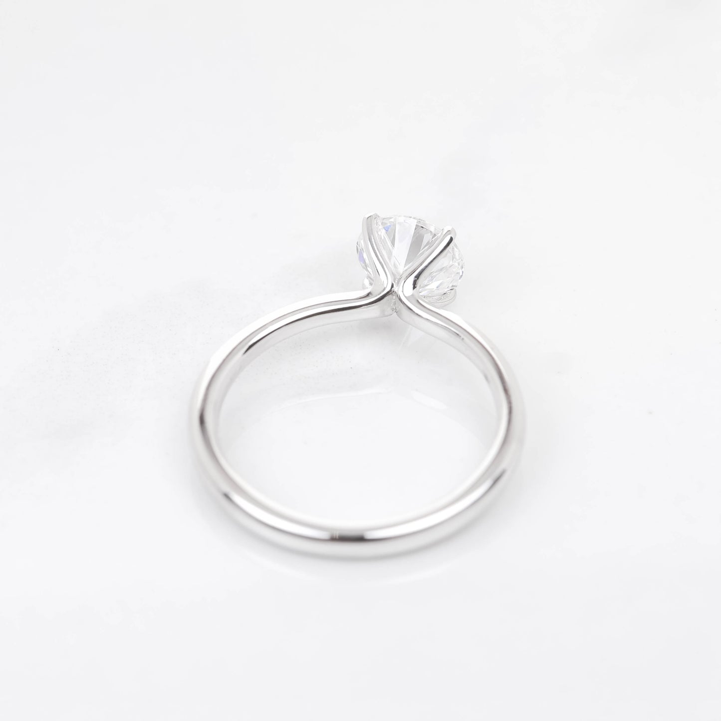 Iago 1-carat White Gold
