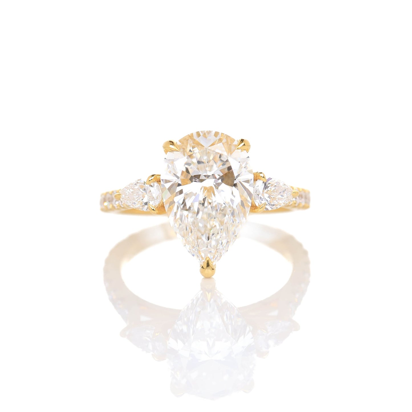 Canary Pear 3-carat Yellow Gold