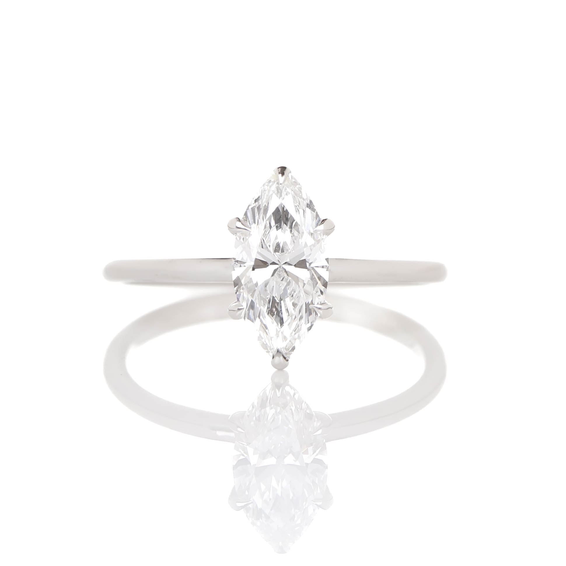Delicate Iago Marquise 1-carat White Gold