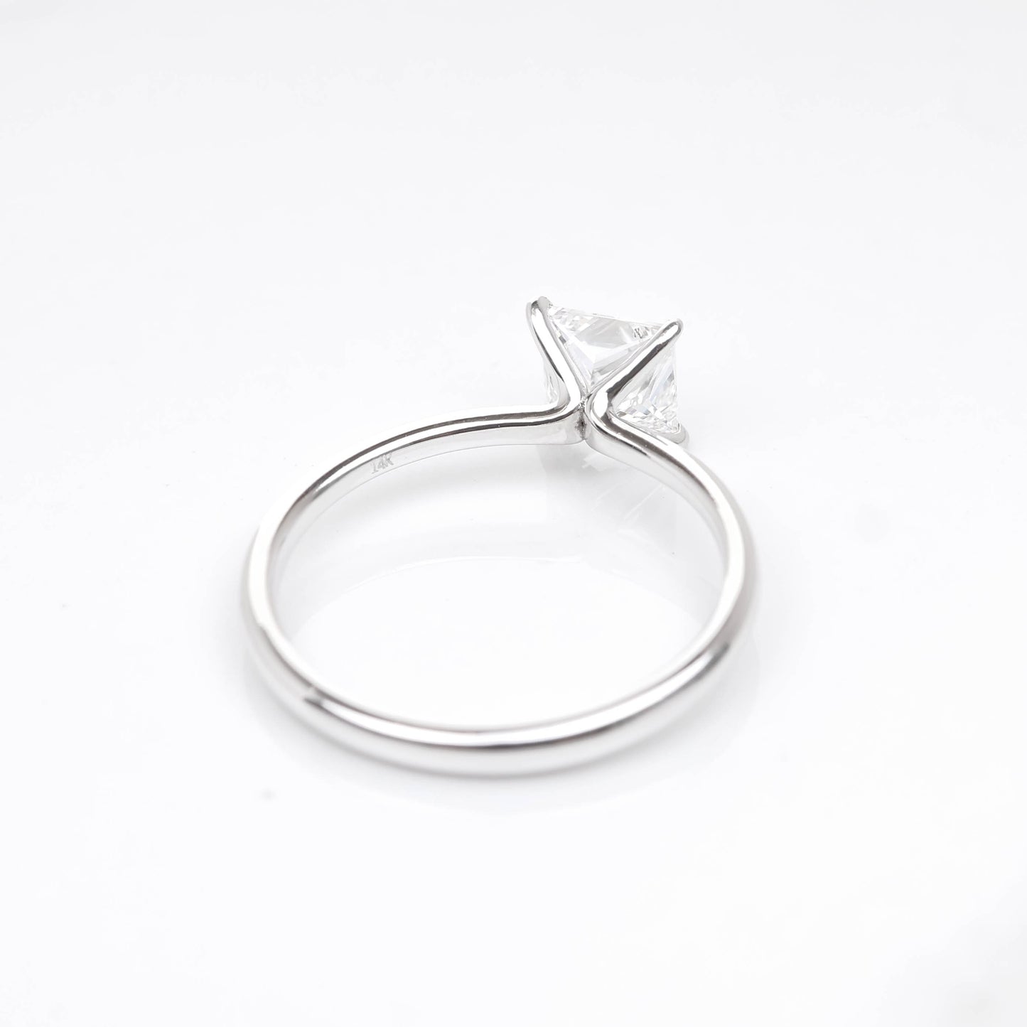 Delicate Iago Princess 1-carat White Gold