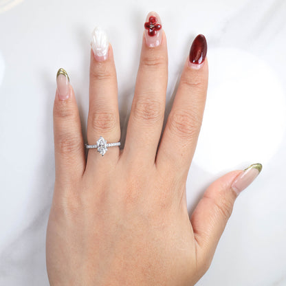 Delicate Blythe Marquise 1-carat White Gold