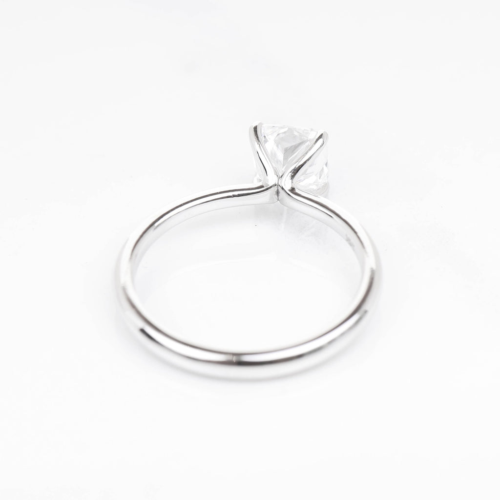 Delicate Iago Square Cushion 1-carat White Gold