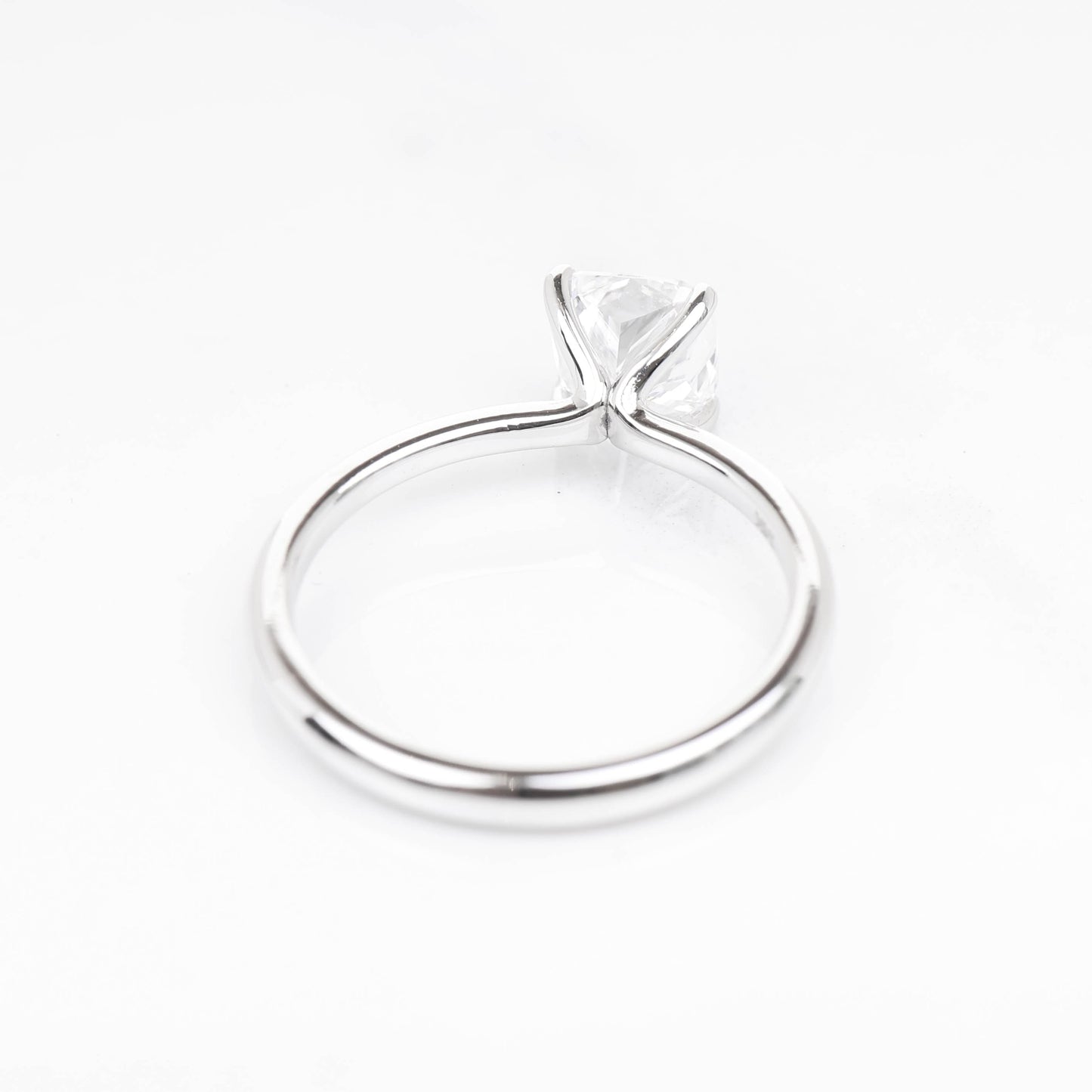 Delicate Iago Square Cushion 1-carat White Gold