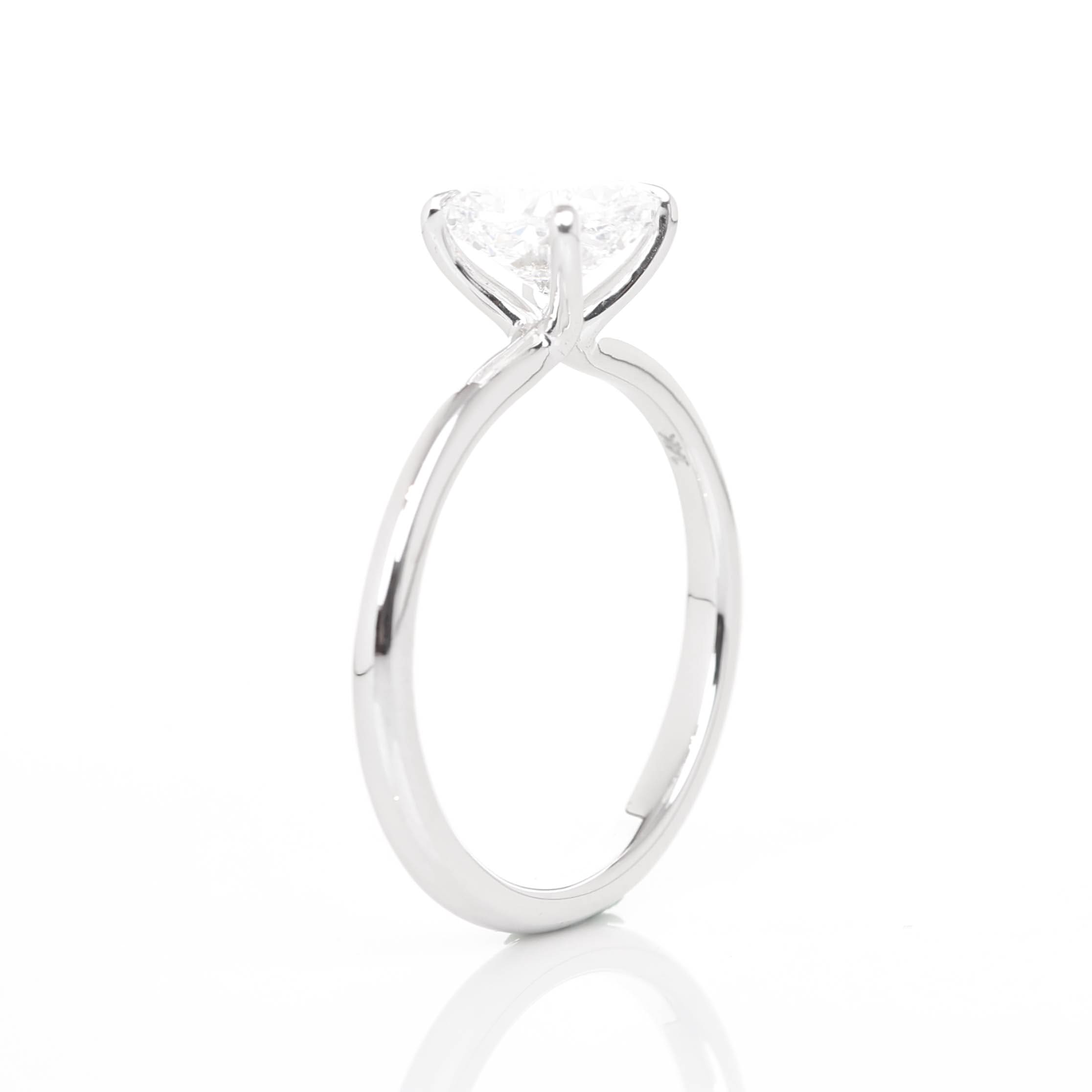 Delicate Iago Square Cushion 1-carat White Gold