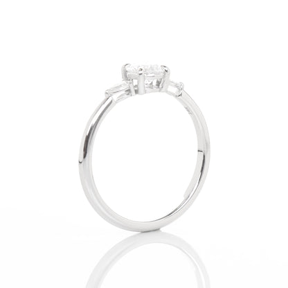 Delicate Cressilia 0.50-carat White Gold