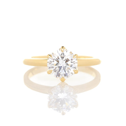 Delicate Hedwig 1-carat Yellow Gold