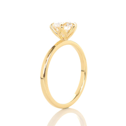 Delicate Hedwig 1-carat Yellow Gold
