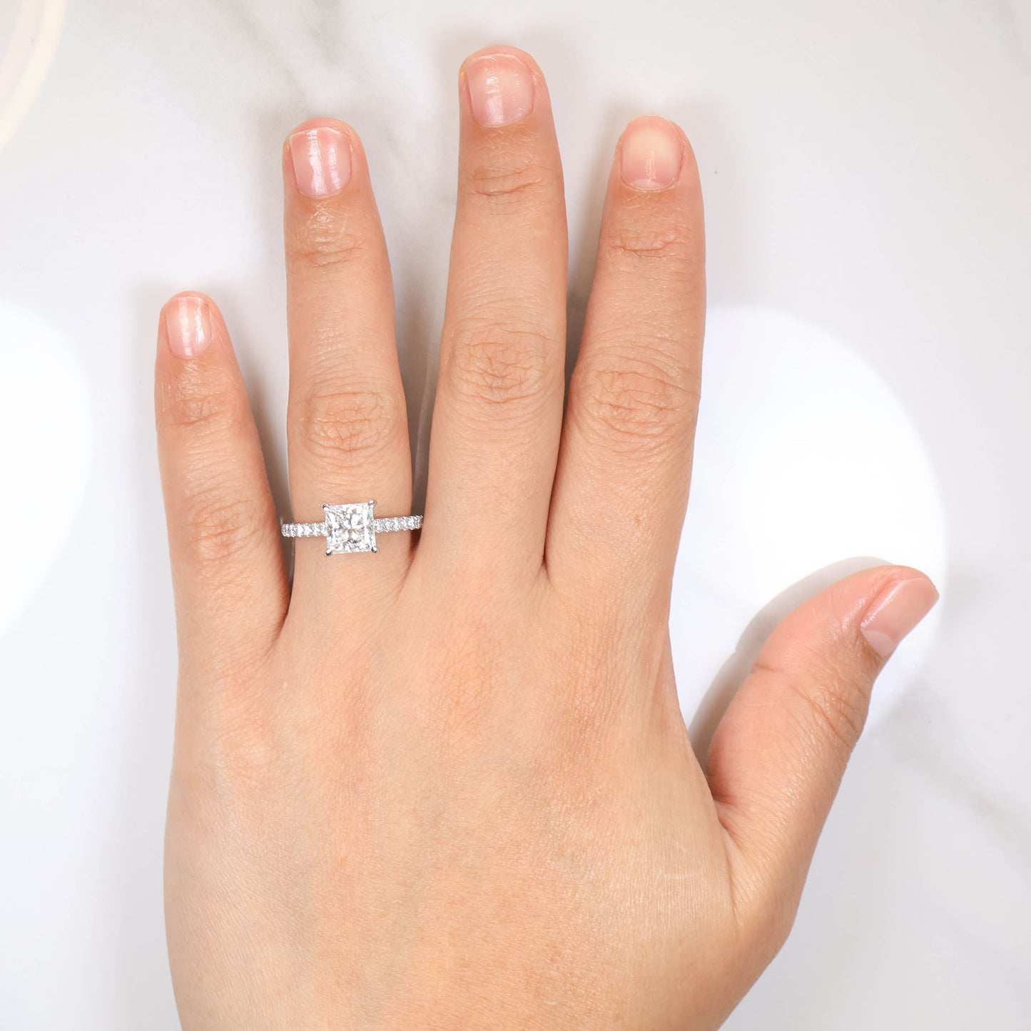 Linnaeus Princess 2-carat White Gold