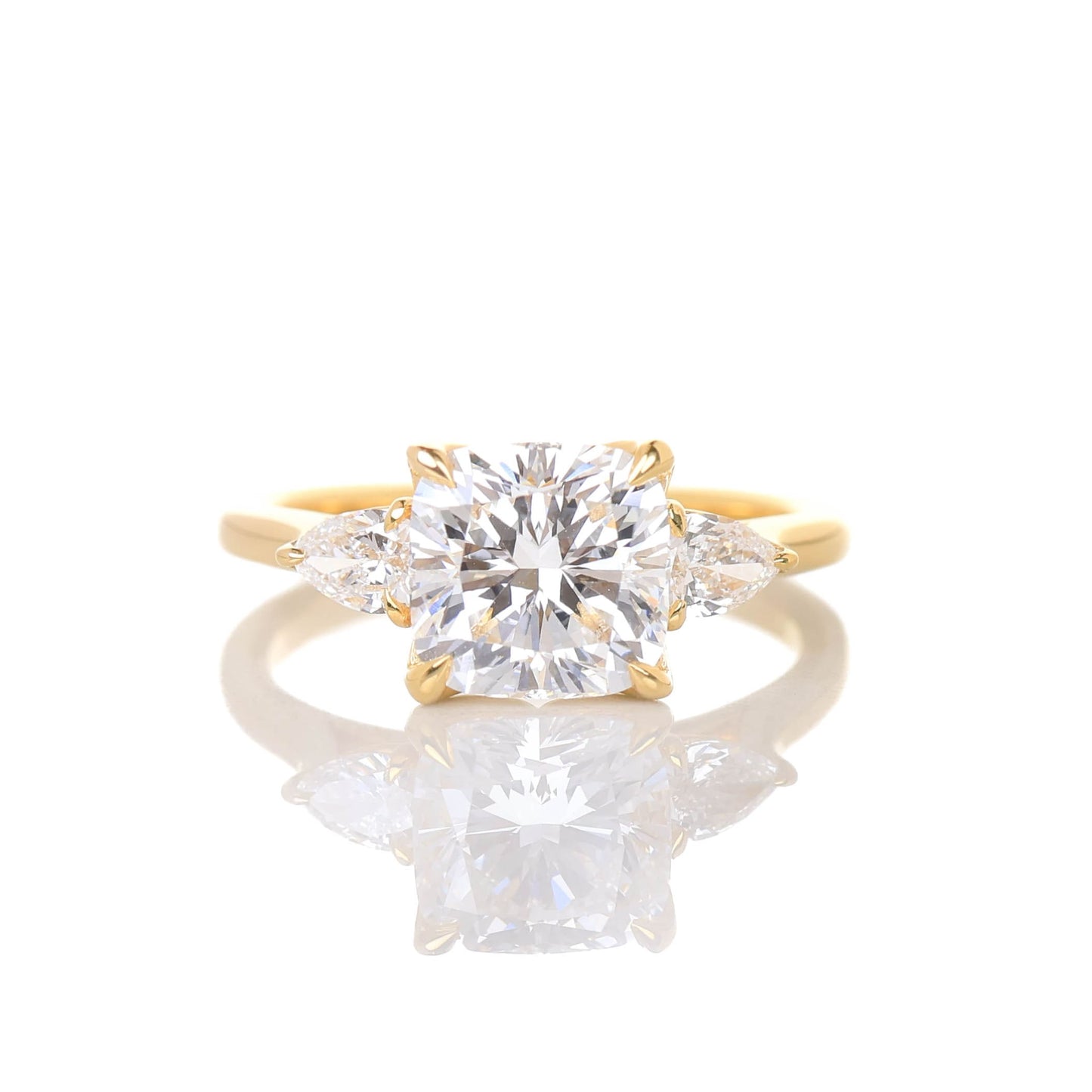Cressilia Tulip 2-carat Yellow Gold
