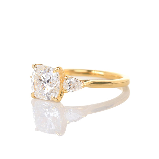 Cressilia Tulip 2-carat Yellow Gold