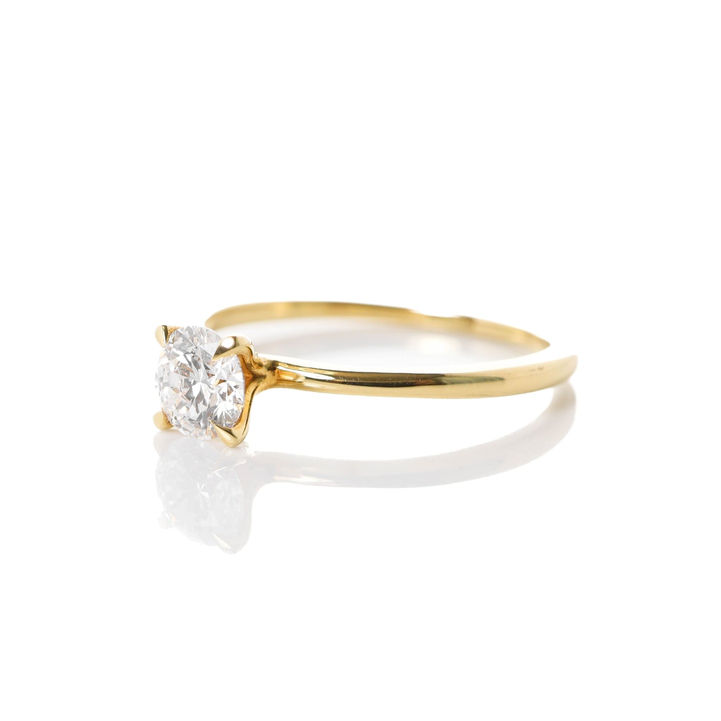 Delicate Iago 0.50-carat Yellow Gold