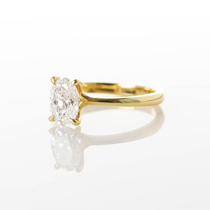 Iago Oval 1-carat Yellow Gold