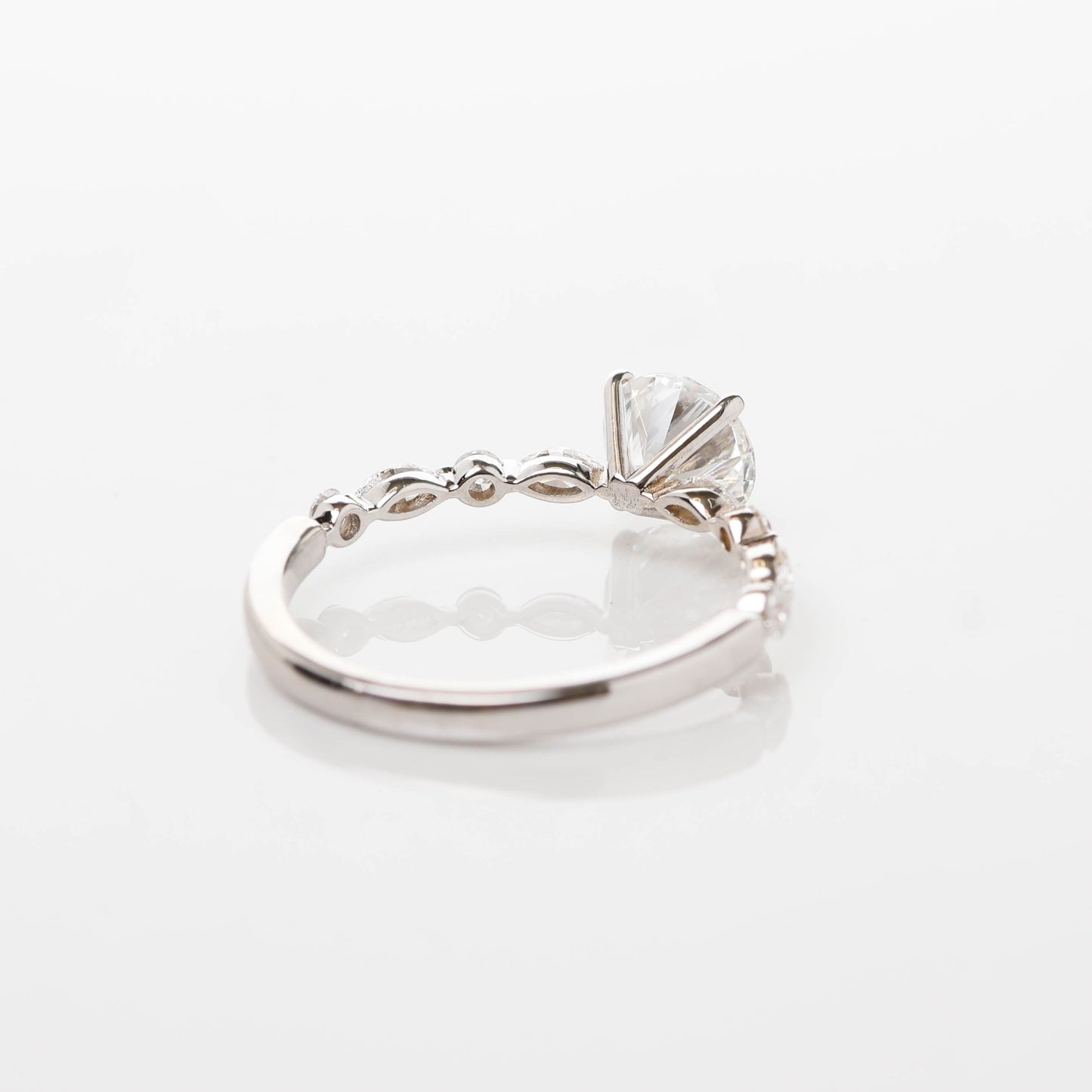 Oriole 1-carat White Gold